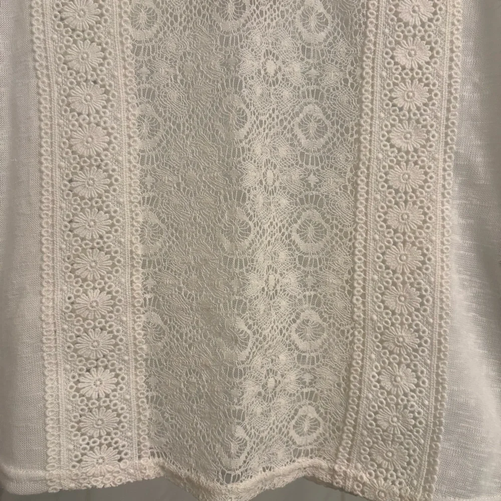 Forever 21 Lace Tank Top Women’s Small Sleeveless Chic Layering Cami NWT - Picture 3 of 4